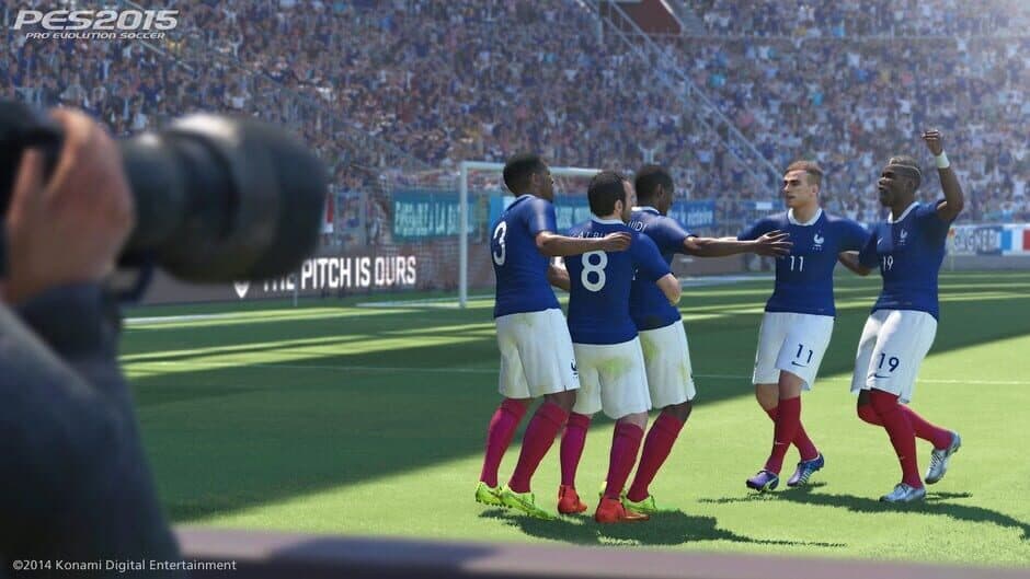 Pro Evolution Soccer 2015 - Captura 2