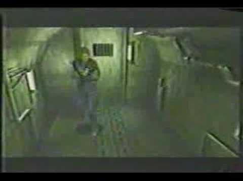 Trailer 1