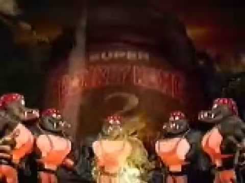 Trailer 2